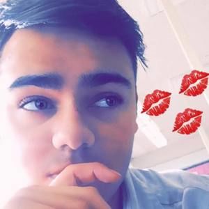 Meet your Posher, Bobby